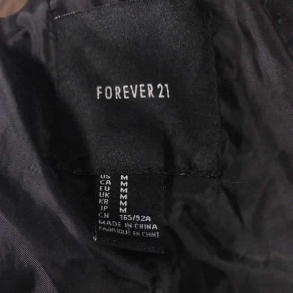 Forever 21 Size M  Black Jacket Vegan Leather - Picture 8 of 8
